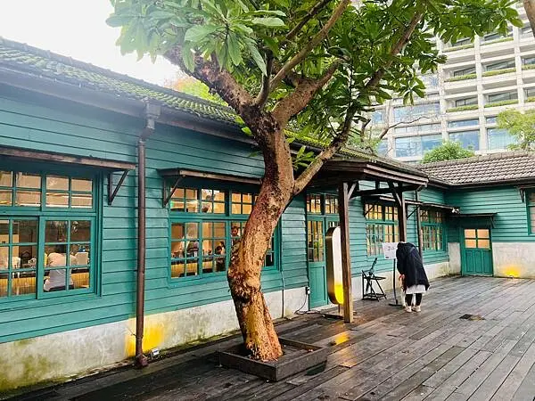 松菸文創園區的文青老宅咖啡館：光一一個時間