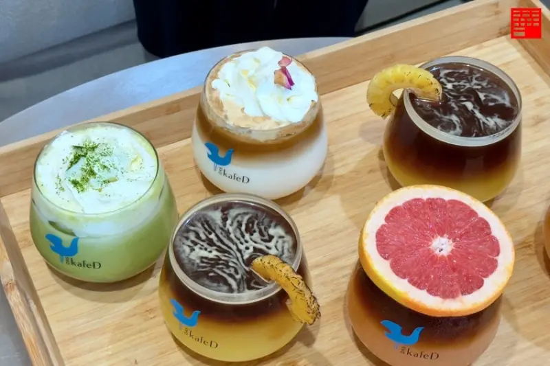 台中市西屯區台中美食／水湳網美咖啡廳KafeD咖啡滴水湳旗艦店—現代與自然的完美融合