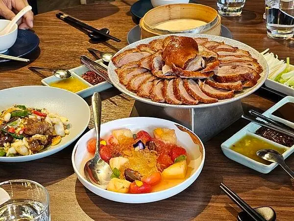 (胖樺食記)捷運東門站推薦餐廳「享鴨」/王品旗下桌菜/永康街美食/芋頭鴨米粉/鴨絲粥