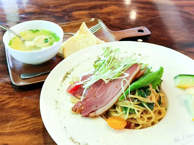 宜蘭縣五結鄉好味來》隱身田園的豪宅餐廳，簡餐.義大利麵.燉飯都好吃