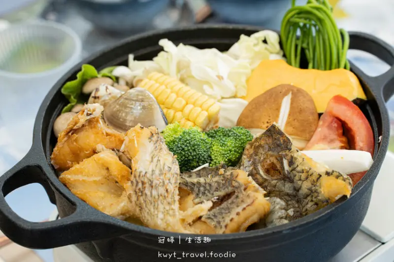 美濃餐廳推薦_里長台灣鯛美濃旗艦店，全台唯一！桌邊爆炒好客鍋，自家養殖台灣鯛，露營風格庭園超好拍，美濃客家料理_菜單