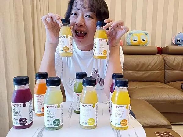 台北市信義區天天五蔬果，你做到了嗎？好喝、實在、又營養的冷壓蔬果汁就是這一家【果日飲】！沒喝過，真的不要先說NO~