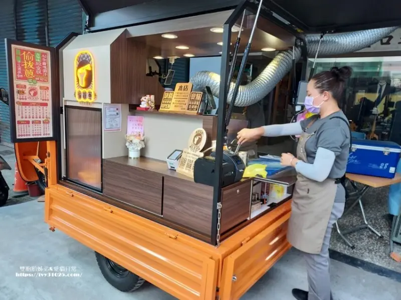 高雄市鳳山區高雄前鎮新店報報 – 偷拔蔥手作蔥抓餅 銅板美食•純手工古早好滋味