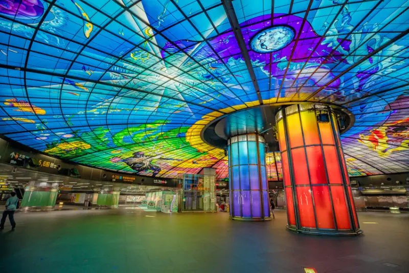 高雄市新興區高雄美食 – 高雄啤酒屋 x 捷運美麗島小酌好地方！