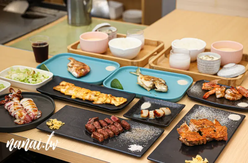 隱身鹿港與福興交界！小小店面只有九個座位，尖峰時間常常客滿，紘原味鐵板燒