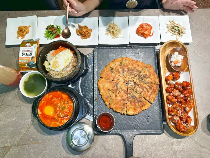 新竹縣竹北市新竹縣竹北杷記韓式料理！ 由韓國老闆娘主廚道地韓式料理！ 精緻小菜吃到飽！ (Pab Jib菜單營業時間地址電話) - 跟著踢小米吃喝玩樂趣