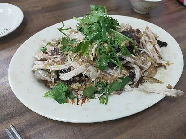 台北西門蘇記餃子館經濟快炒~道地的山東燒鷄~正宗黑嚕嚕的韓式炸醬麵~近西門捷運站4號出口~姐妹一日小聚~