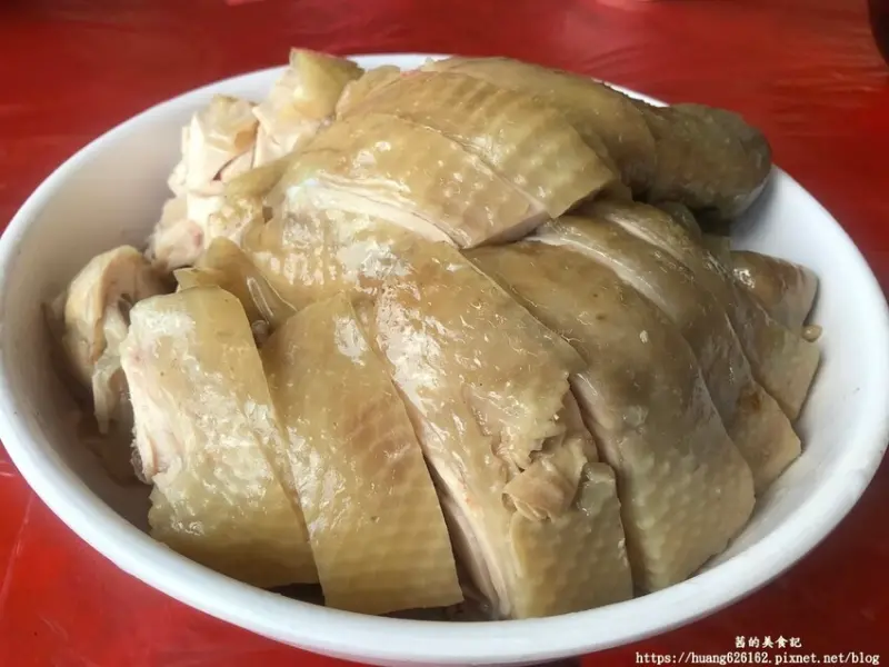 【台北北投區】陽明山第一間40年老店『陽明山竹子湖-青菜園』✖白斬放山雞✖炒百合蘆筍✖山豬肉炒龍鬚✖米粉湯~