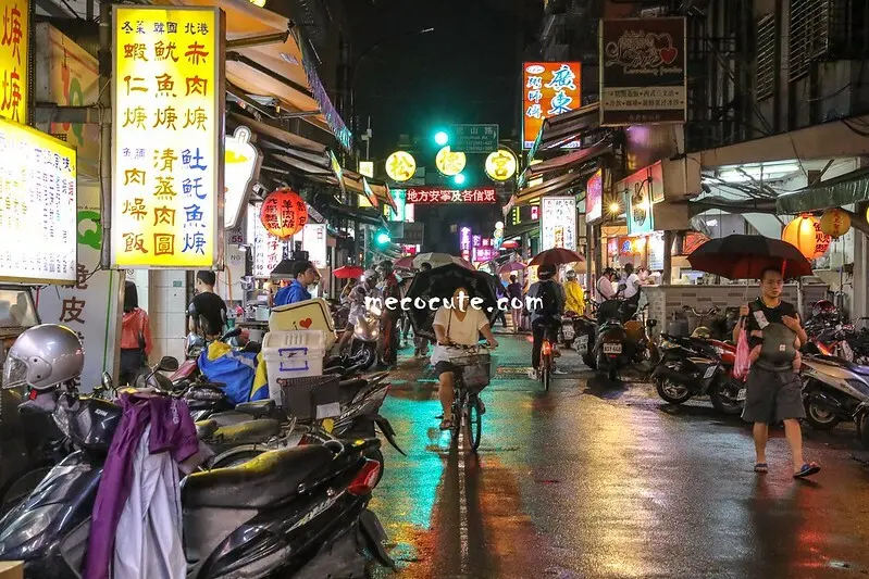 網友推薦麻油雞吃這間，才七點就賣光點不到！滷肉飯＋麻油腰花來一套，瘦肉意外好吃推薦