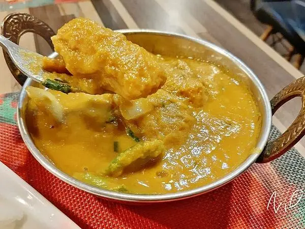 [台北大安]Dazzle Indian Curry 奪愛印度咖哩。香料咖哩魚&菠菜咖哩牛。北印度料理推薦。