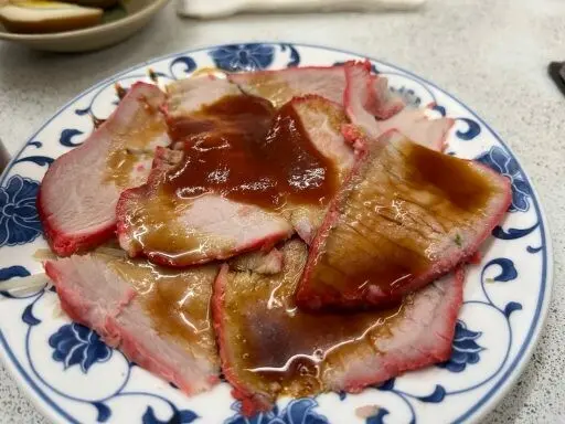 意麵王/小臉 提供