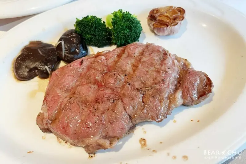 板橋牛排推薦(近捷運府中站)｜特香齋西餐廳・老字號知名牛排館
