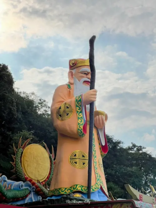 【新北景點】中和烘爐地南山福德宮，求財超靈驗，24小時全天開放，老闆業務都來拜！