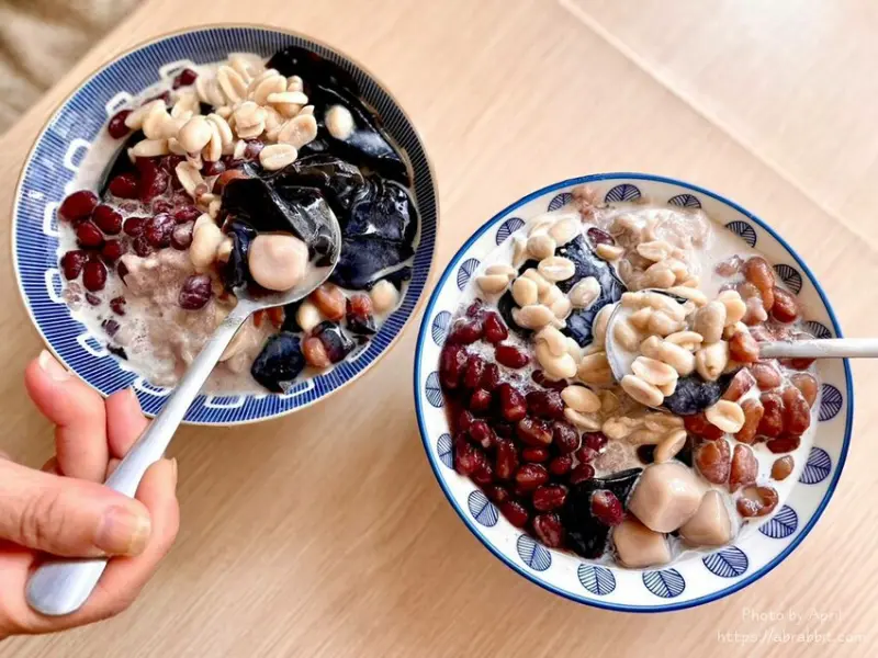 北屯CP值超高的嫩仙草，料滿到爆才60元，在地人也不知道的旺角剉冰鋪