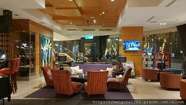 馥都飯店-2021新北耶誕城住宿推薦，板橋捷運府中站旁，走路5分鐘到湳雅夜市，早餐美味注意許多小細節的馥都飯店