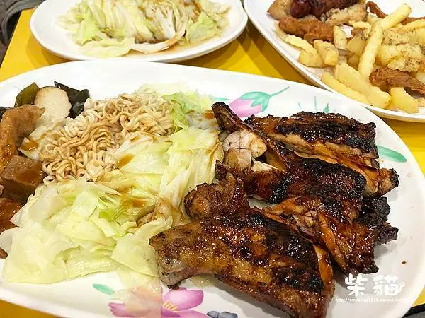 【台北】最強碳烤雞腿一網打盡所有宵夜:::柴貓IN【三吉外賣】