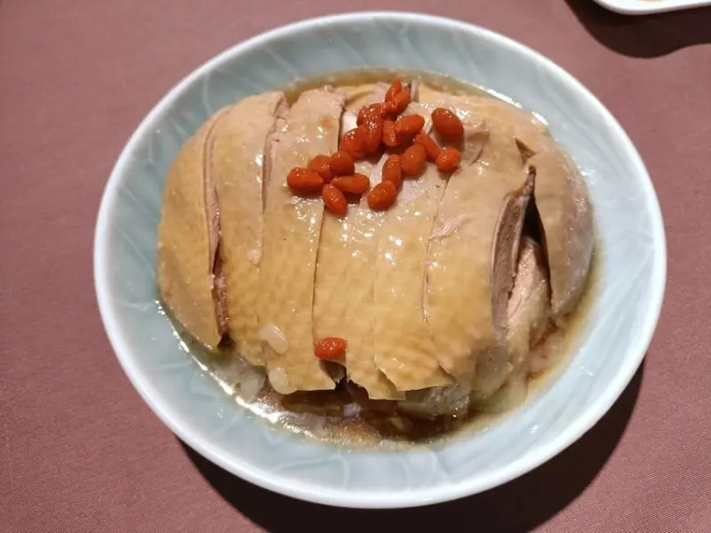 台北市中正區台北西門町美食|上海極品軒餐廳，老字號招牌保有老師博的功夫菜!