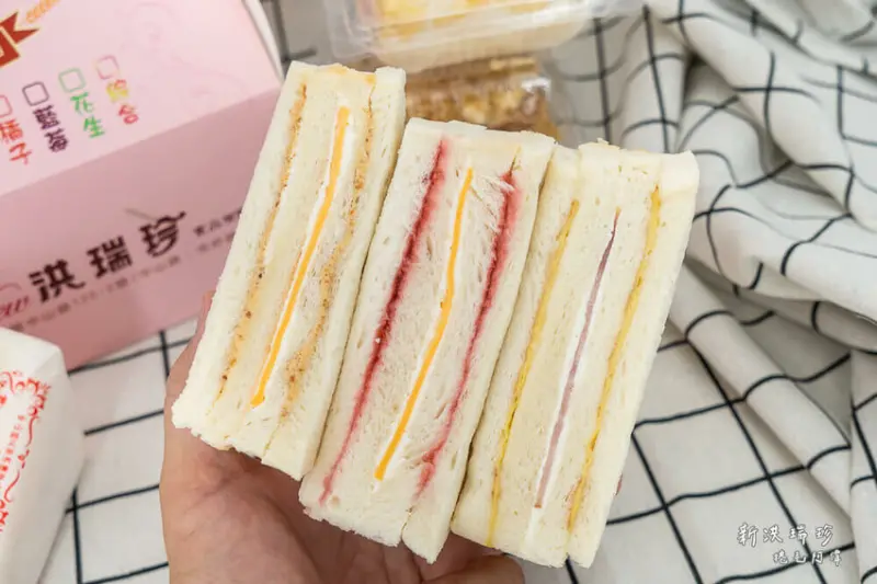 台中市中區洪瑞珍三明治中山店 | 台中車站美食推這間！招牌9種口味，全部銅板價～