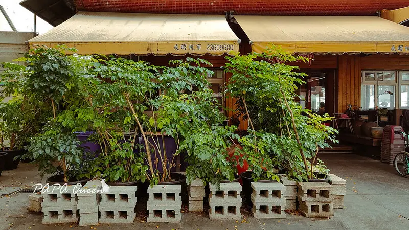 台中市西區台中西區｜資深韓國料理餐廳 累積12,726評論，超過20道風味小菜無限續盤是這家…　