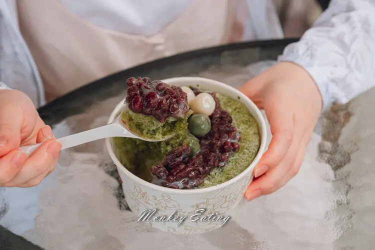【苗栗美食】南庄抹茶冰｜日式建築復古冰店，煉乳抹茶紅豆冰香濃好吃，只賣兩樣生意超好！ - 貪吃猴的幻想