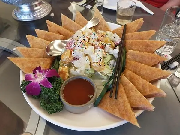 桃園龍潭芭堤雅泰式料理~中式料理~紫色吸睛的獨棟洋房~與好友聚會的好地方~