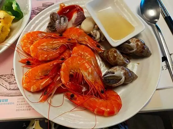 桃園新光三越11樓~饗食天堂~美食佳餚~歡樂的午茶聚餐首選~