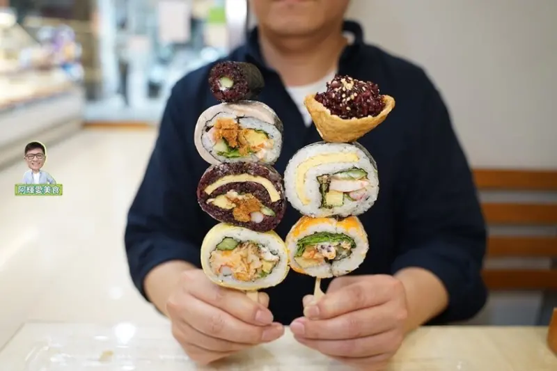 新竹|松竹梅壽司總匯。在地經營數多年日式壽司專賣老店。芋頭壽司台日雙拼好滋味。營業時間地址菜單