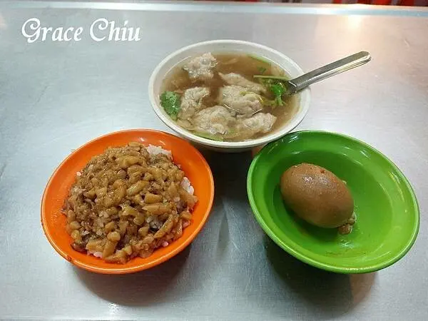 基隆廟口31號天一香肉焿順老攤～就愛肉焿+魯肉飯+魯蛋
