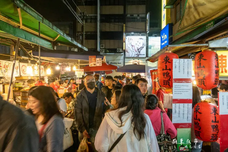 台中市豐原區豐原 廟東夜市 | 台中必逛夜市還有廟東！從小吃到大？不～這裡都是爺爺帶路的～
