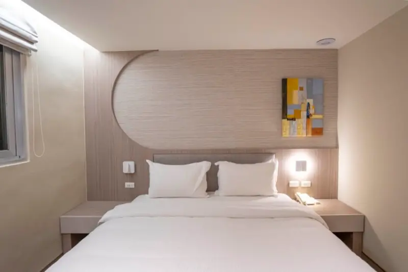 金門住宿 海福商務飯店｜金城住宿推薦，鬧區地理位置方便，晚到班機還有宵夜可以買～