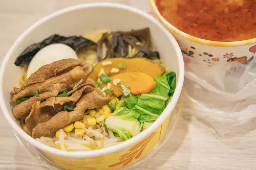 台北．松山 | 中崙市場 | 捷運小巨蛋站，美食街 Top 6 高 CP 值名單必吃推薦