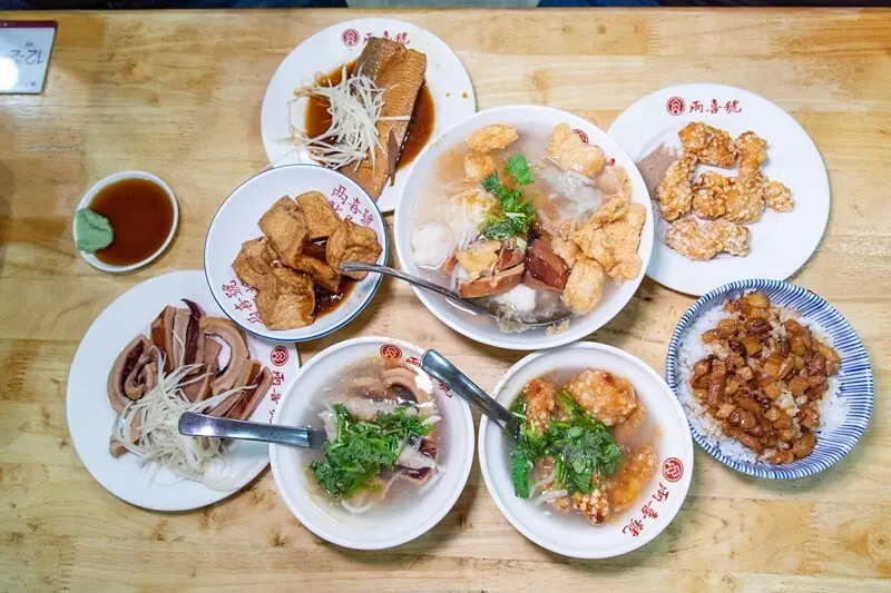 【萬華必比登之六】兩喜號Liang Xi Hao.萬華百年老字號.米其林必比登推薦.綜合羹美味飽足