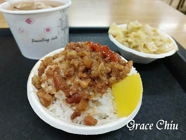  捷運雙連站美食推薦：滿庭香魯肉飯/ WalkerLand窩客島整理提供 未經許可不可轉載