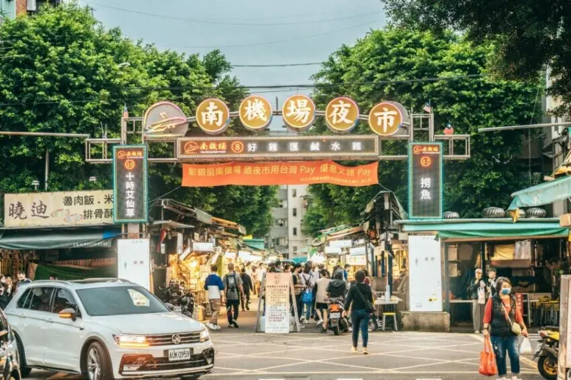 2022 南機場夜市必吃14選！水餃、麻糬、烤玉米等南機場美食一次看