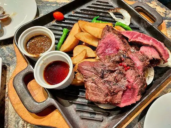 大江國際購物中心~4樓cafe grazie 義式屋古拉爵~~星橋影城~