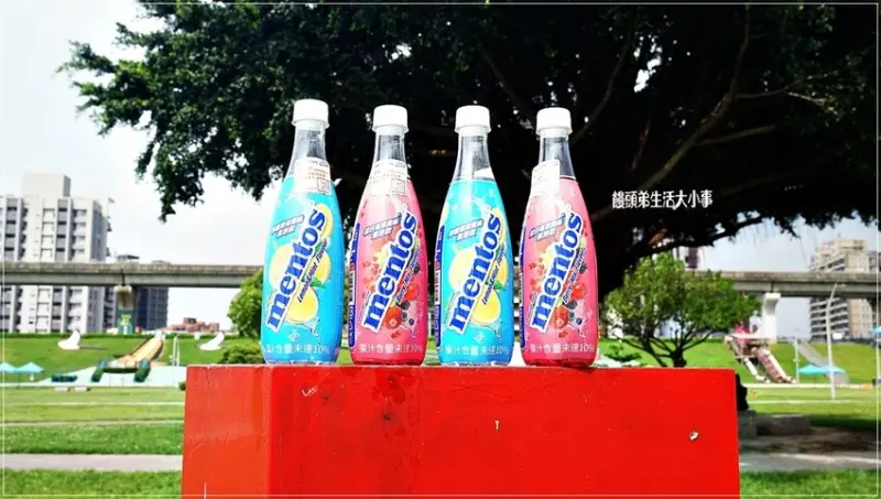 台北市信義區7-11獨家上市新口味：Mentos檸檬薄荷和綜合莓果風味氣泡飲，限時嚐鮮
