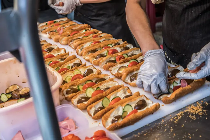 基隆市七堵區七堵家傳營養三明治｜一開攤就排到轉角！號稱在地最強營養三明治