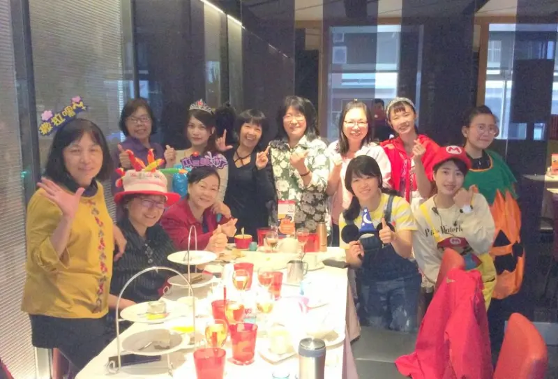 TASTy 西堤牛排(中壢店)-萬聖節姊妹淘慶生party  