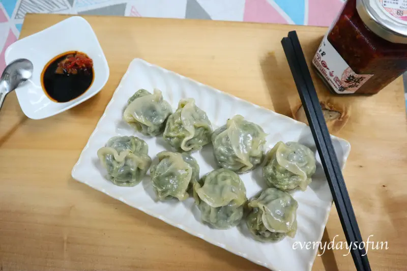 網購宅配∥滬舍餘味∣台中美食名店的上海味水餃，蟬聯2年的米其林必比登推介，搭配超夠味的手炒辣椒，水餃網購推薦