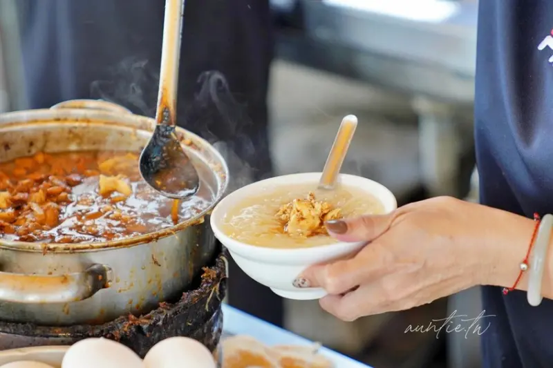  必吃北港小吃推薦：老等油飯麵線糊/ WalkerLand窩客島整理提供 未經許可不可轉載