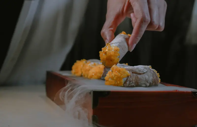 【台北】全台最好吃的披薩、炸雞都在這，自帶乾冰西西里香酥奶酪卷也很吸睛好吃！