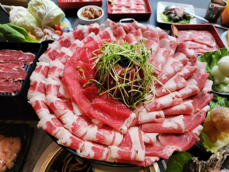 肉肉控快來!!!炸物、熱炒、甜點、冰淇淋...通通有!!!超值318元吃到飽好划算!! 鬥牛士二鍋高雄大順店