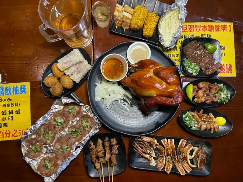 台北消夜聚餐推薦 雞老闆桶仔雞-長春店 當月壽星送桶仔雞 梅酒清酒喝到飽方案 三五好友聚會微醺推薦