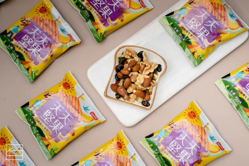 宅配｜MOMO搶先上市【萬歲牌天天堅果】8種綜合堅果果乾 / 天天吃堅果～打造健康營養新生活 - 快門下的幸福