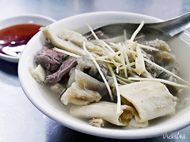 嘉義｜掌管東市場攤販休息日的王家祖傳本產牛雜湯