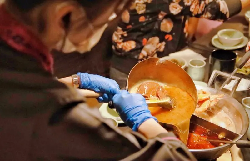 桃園鍋物/這一鍋皇室密藏鍋物中壢中美殿，享氣氛吃精緻的單點鴛鴦鍋物