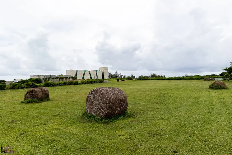 盤古拉墾丁渡假花園民宿｜恆春鎮屏東–有著綠色大草原的美麗景色，巴里島風格的房間，充滿南洋風味的度假氛