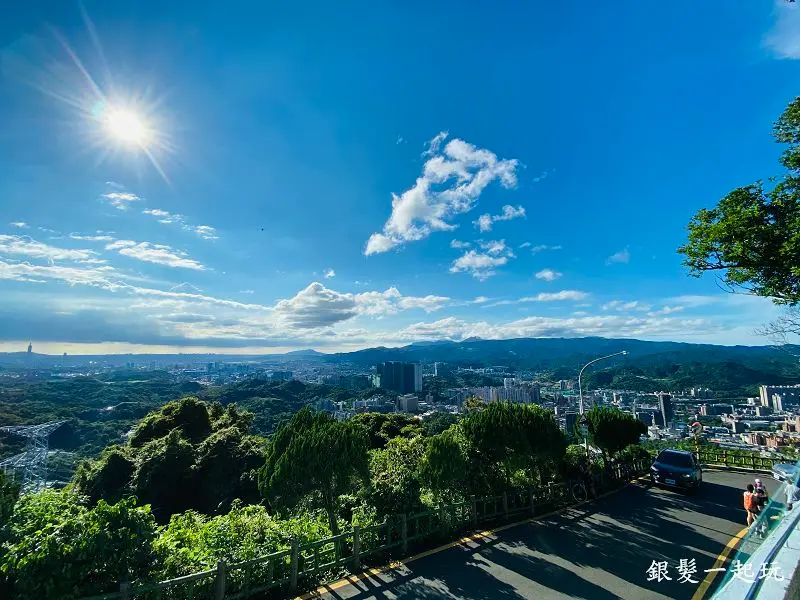 汐止天秀宮：免爬山輕鬆賞台北百萬夜景，近秀峰瀑布、30分鐘可登大尖山頂
