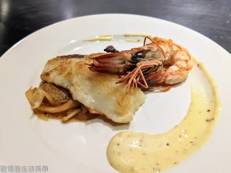 【新竹食記】上品苑鐵板燒(竹北興隆店) - 竹北必吃鐵板燒，超推脆皮雞腿