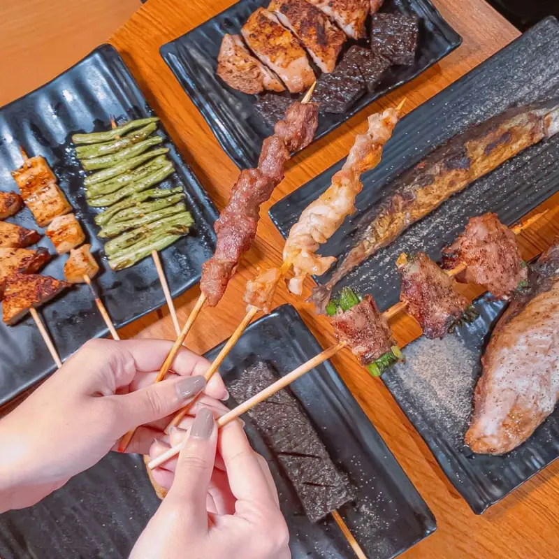 不限時、沒有低消，荷包友善的平價串燒，最低19元起的小資居酒屋 | 【台北 中山區】柒 串燒屋 長安店